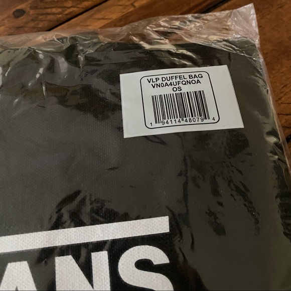 VANS Men’s Duffel Bag Medium Black AUTHENTIC VN0A4UFQNOA - Picture 8 of 10